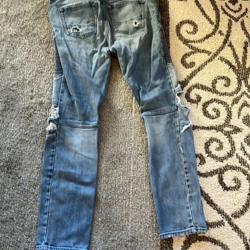 Pac Sun raw edge jeans size 30X30